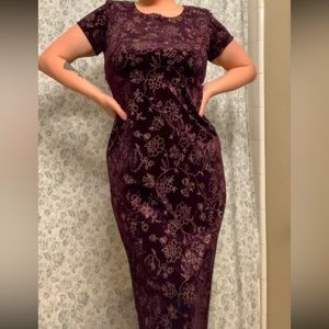 Velvet-like Maxi Dress